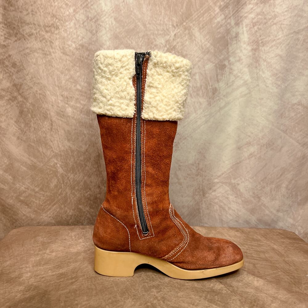 Vintage 60s Suede Leather Sherpa Lined Boots Calf High Lug Sole Tread Women's 4M - Picture 9 of 10